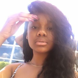 Meet your Posher, Asia